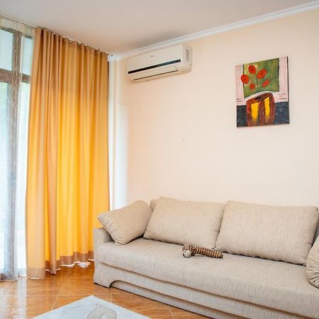 Helios Studio In A Complex In St Vlas By Flat Mаnаger Sveti Vlas Bagian luar foto